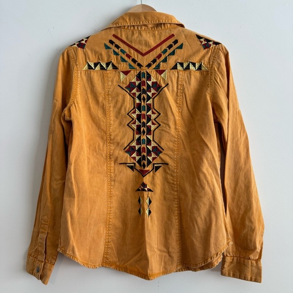 Montana Co. mustard yellow embroidered snap button long sleeve shirt small NWT - Picture 6 of 8